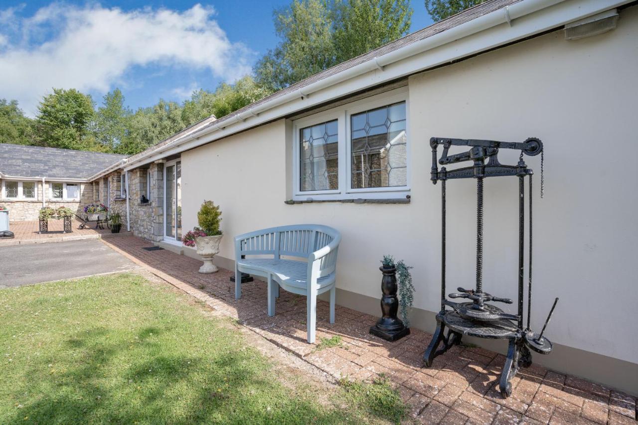 Ash Cottage Llantwit Major Exterior photo